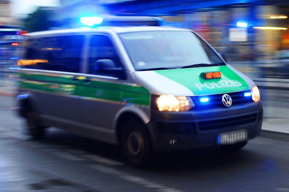 Polizeibeamte ließen den rabiaten Ladendieb nach Beendingung der polizeilichen Maßnahmen gehen. (Symbolbild)