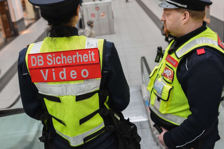 Die Deutsche Bahn setzt in Nürnberg auf den Einsatz von Bodycams.