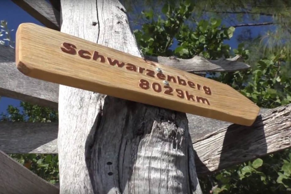 Hier (in Florida) gibt es tatsächlich ein Schild, das den Weg nach Schwarzenberg weist.