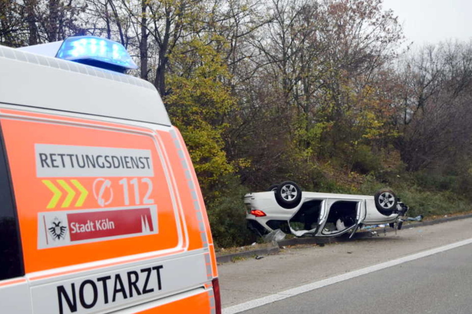 Der BWM landete auf dem Dach.