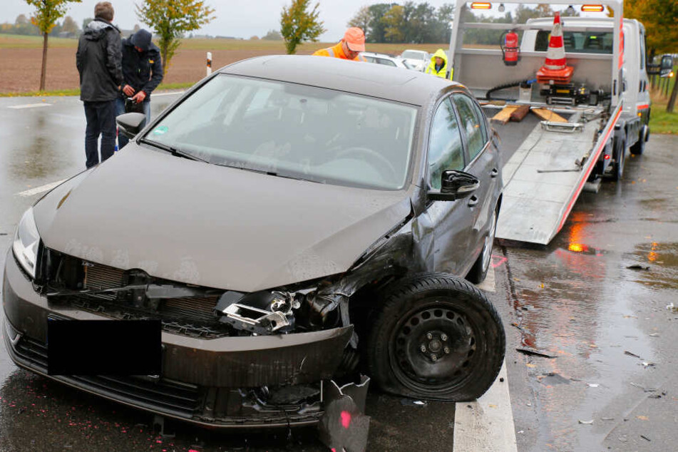 Nach dem Frontal-Crash war die S200 voll gesperrt.
