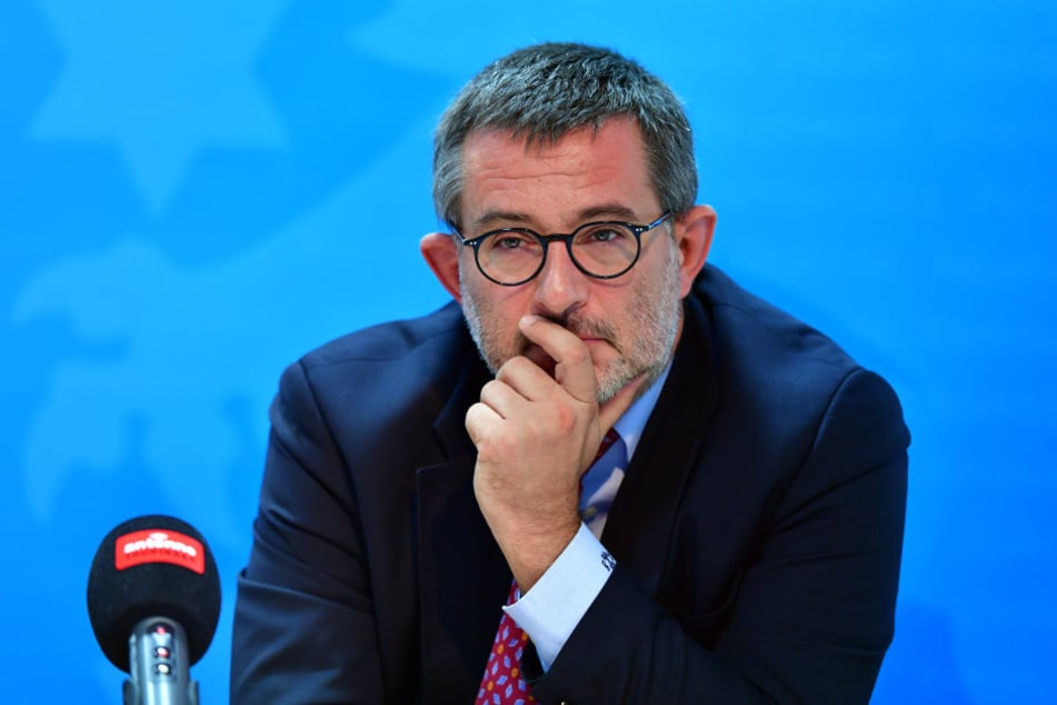 Thüringens-Verfassungsschutzchef Stephan Kramer sieht Versäumnisse bei der Aufklärungsarbeit zum NSU.