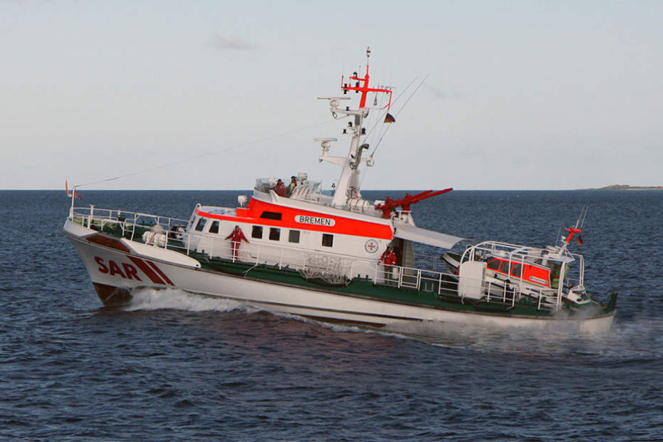 Die Mannschaft des Seenotkreuzers "Bremen" - hier auf einem Archivbild - fand zunächst den Jetski des Vermissten (50).