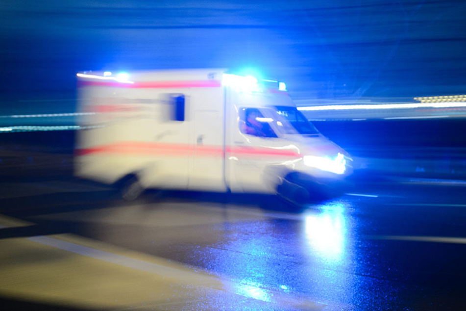 Ein 84-Jähriger wurde bei einem Raubüberfall schwer verletzt. (Symbolbild)