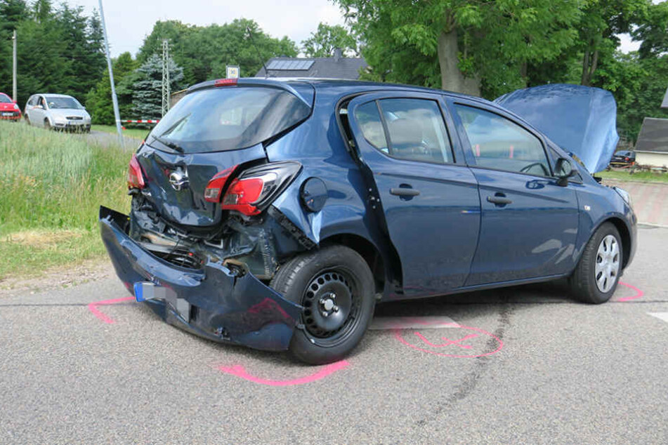 Fünf Autos waren am Montag in einem Massencrash involviert.