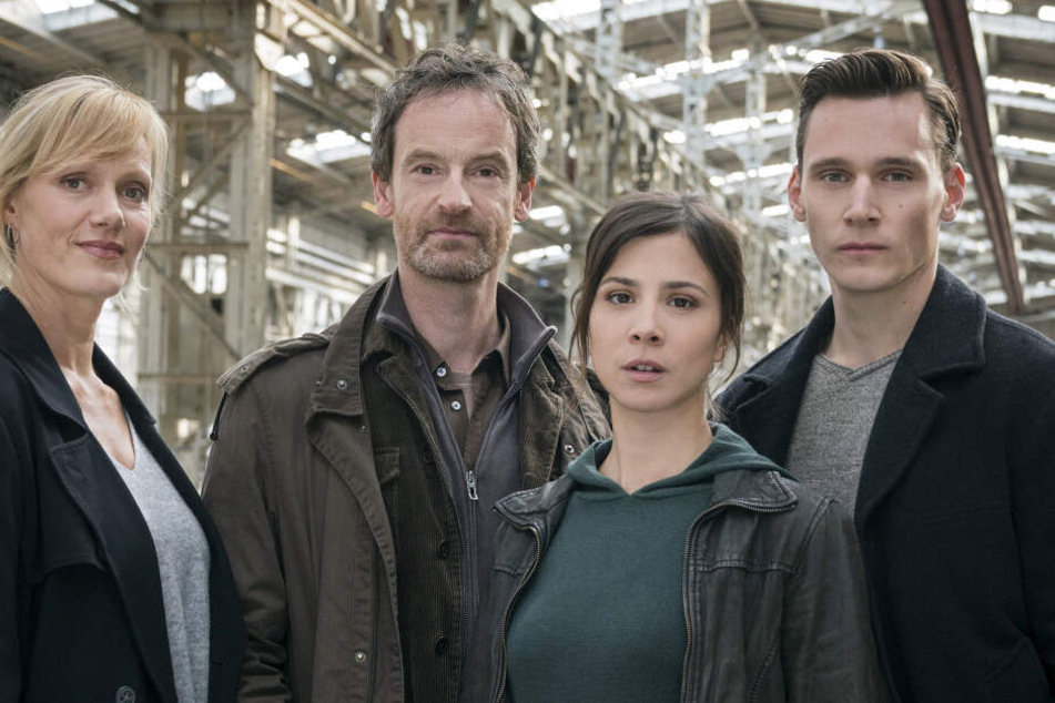 Dieses Quartett ermittelt im Tatort Dortmund (v.l.): Martina Böhnisch (Anna Schudt), Peter Faber (Jörg Hartmann), Nora Dalay (Aylin Tezel) und Jan Pawlak (Rick Okon).