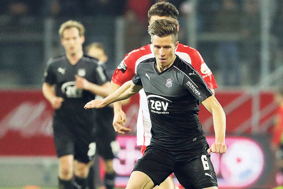 FSV-Kicker Christoph Göbel holte sich Tipps von seinem Bruder Patrick.