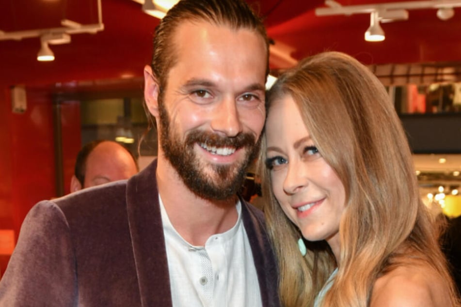 Die Schauspielerin Jenny Elvers und ihr neuer Freund Simon Lorinser bei einem Late Night Shopping Event.