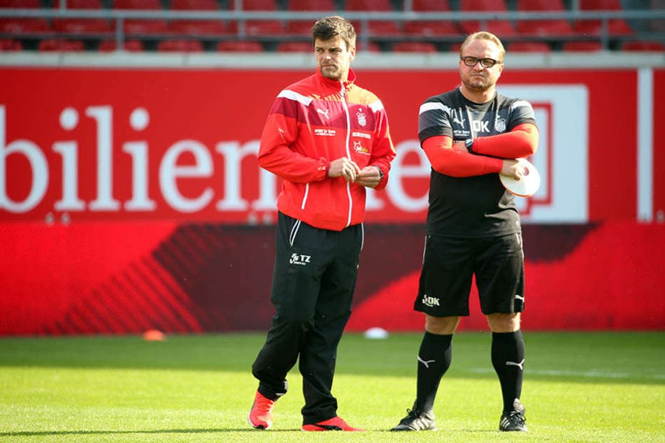 FSV-Coach Torsten Ziegner (l., mit Co-Trainer Danny König) sah in der Hinrunde Licht und Schatten, glaubt aber an den Zwickauer Klassenerhalt.