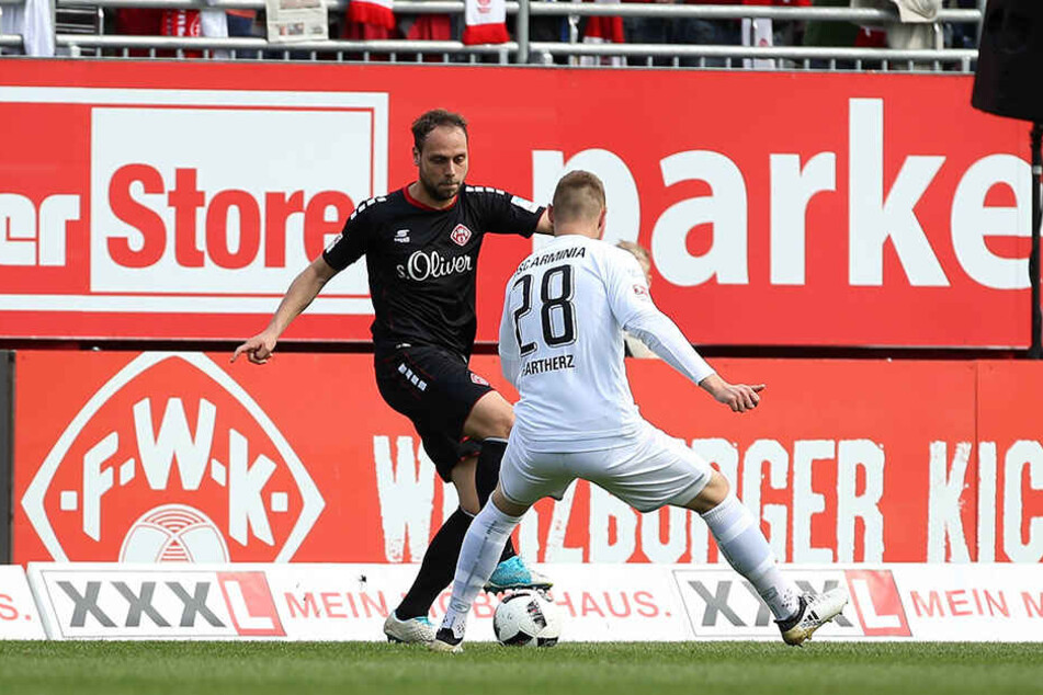 Rico Banatelli (li.) schoß die zwischenzeitliche 1:0-Führung für die Würzburger Kickers.