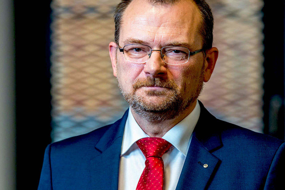 Sachsens Arbeitsagentur-Chef Klaus-Peter Hansen (54) wirbt um rückkehrwillige
Pendler.
