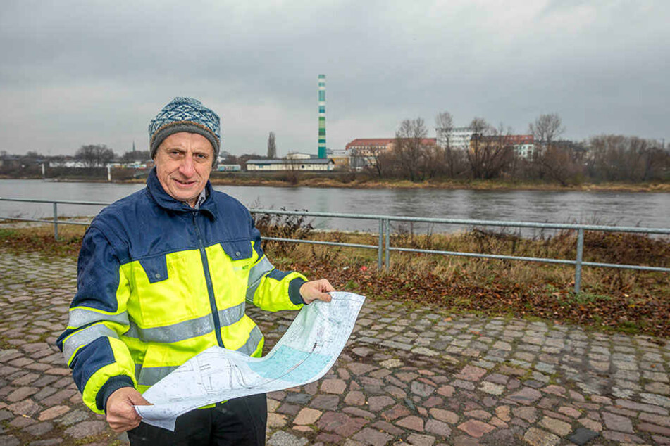 Norbert Gassel (58) plant bei der DREWAG die technologisch extrem anspruchsvolle
Elbe-Unterführung.