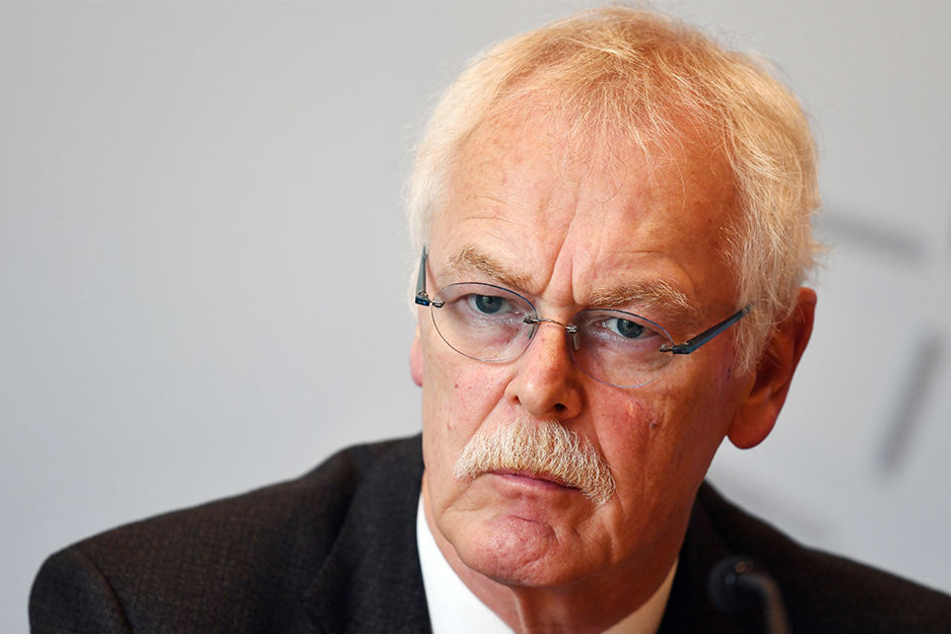 Der DGB-Landeschef Andreas Meyer-Lauber ist anscheinend kein Fan von der schwarz-gelben Landesregierung.