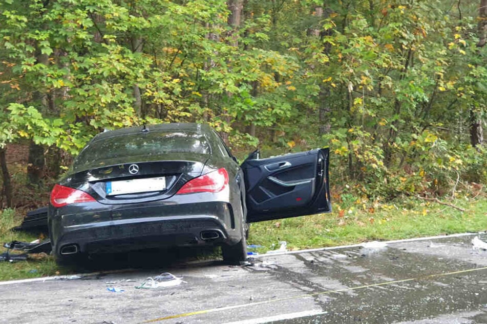 In den Unfall involviert war der Fahrer dieses Mercedeses.