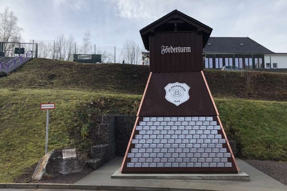 Zum letzten Heimspiel des Jahres wird die neue "Wall of Fans" erstmals der Öffentlichkeit präsentiert.