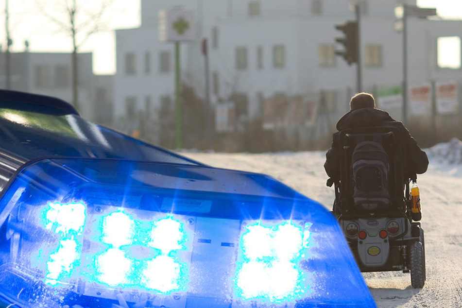 Ein Rollstuhlfahrer wurde bei einem Unfall schwer verletzt.
