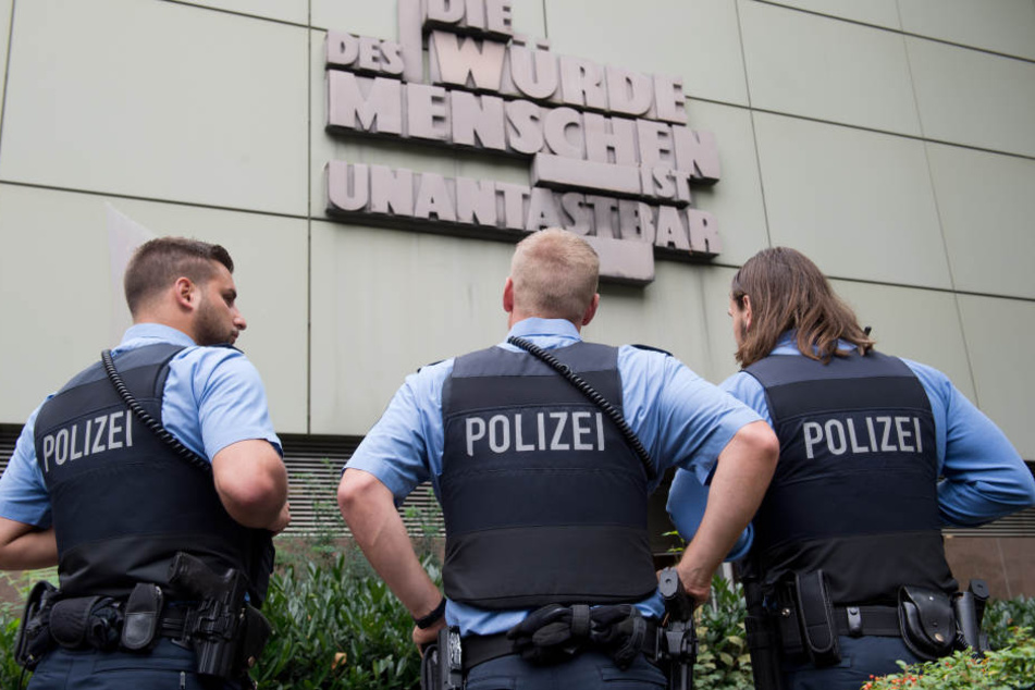 Das OLG Frankfurt hat zwei in Offenbach geborenen Kindern den Familiennamen aberkannt. (Symbolbild)