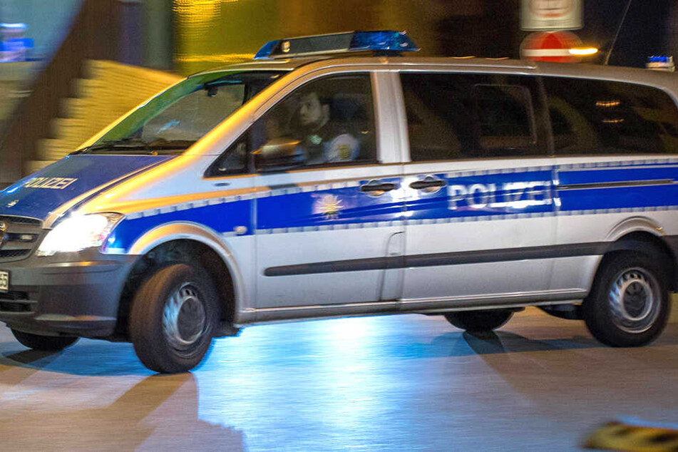 Die Polizei sucht Zeugen, die den Vorfall beobachtet haben (Symbolbild).