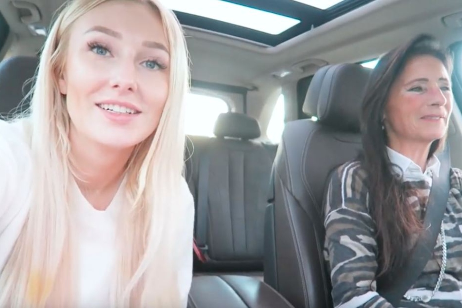 Gemeinsam mit ihrer zukünftigen Schwiegermutter erzählt Jessi in ihrem neuen Video.