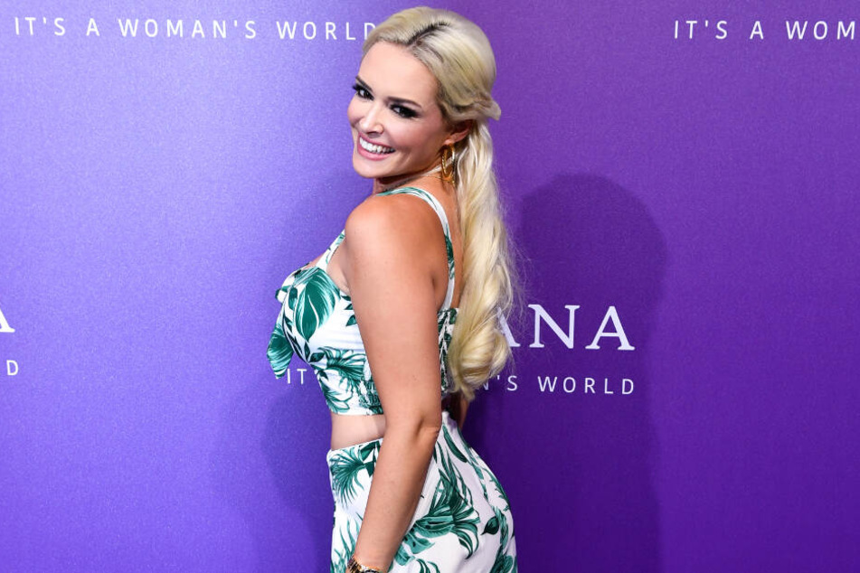 Hat normalerweise zwei gleich große Augen: Daniela Katzenberger.