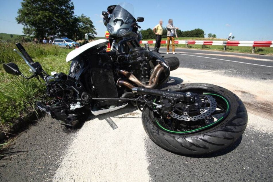 biker sucht bikerin taschengeld sex biker sucht bikerin taschengeld sex
