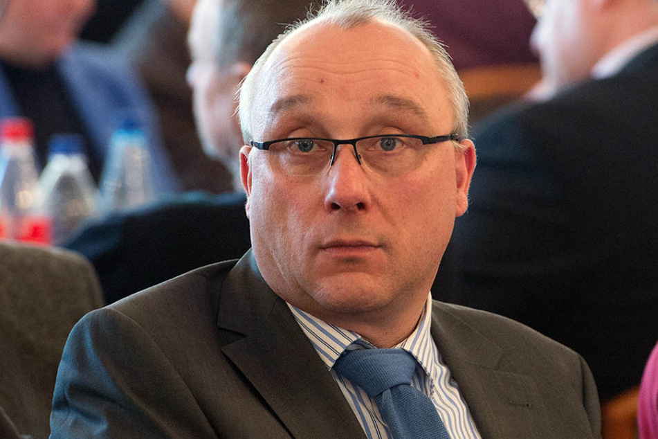 Jens Maier, Richter am Landgericht Dresden und Bundestagskandidat der AfD, beim AfD-Landesparteitag in Klipphausen (Sachsen).