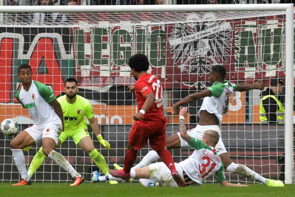Serge Gnabry trifft in Robben-Manier zum 1:2.