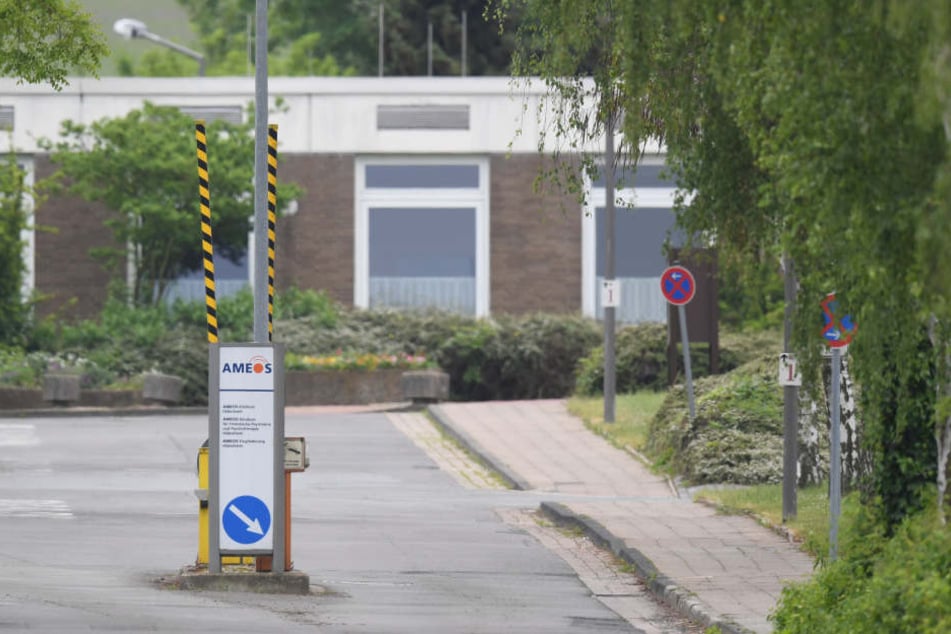 Auf dem Klinikgelände wurde der Mann jetzt tot aufgefunden. (Symbolbild)