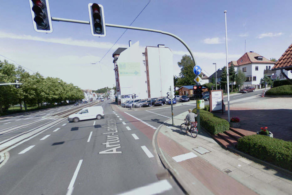 An dieser Stelle befindet sich momentan die Baustelle an der Artur-Ladebeck-Straße. Die Anwohner freut's!