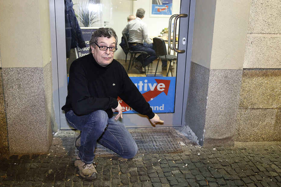 Das Büro des AfD-Landtagsabgeordneten Carsten Hütter (52) in Chemnitz wird immer wieder angegriffen.