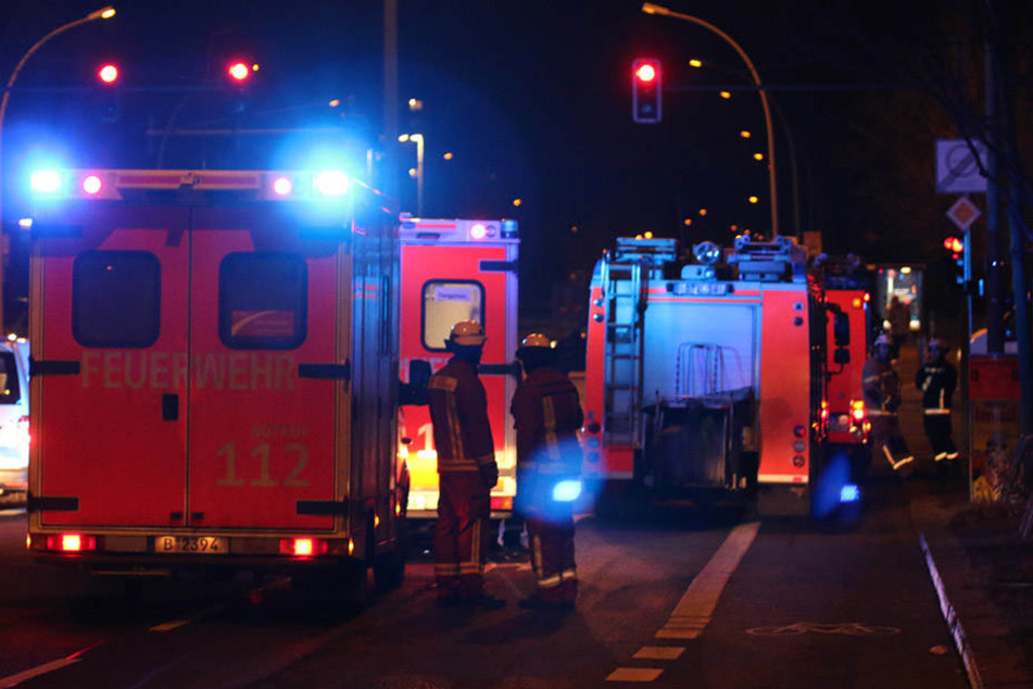 Die Feuerwehr ist mit 62 Einsatzkräften vor Ort.