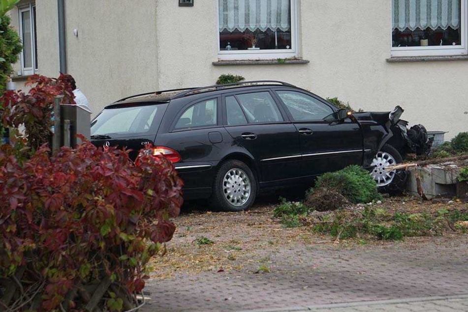 Warum der Mann von der Fahrbahn abkam, muss jetzt geklärt werden.