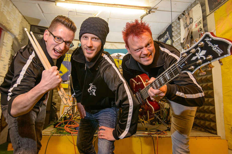 Die Arbeitslosen Bauarbeiter sind bereits seit
knapp 20 Jahren in Sachen Musik unterwegs.