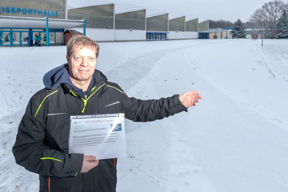 Die Petition für ein neues Hallenbad am Küchwald von Thomas Ebell (54) vom
Schwimmclub Chemnitz findet eine große Unterstützung.