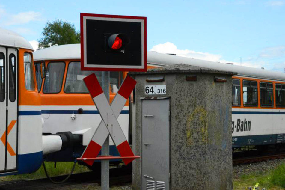 Weil das Warnsignal vermutlich gar nicht oder zu spät auslöste, kam es an Pfingsten zu einem folgenschweren Zug-Unglück.