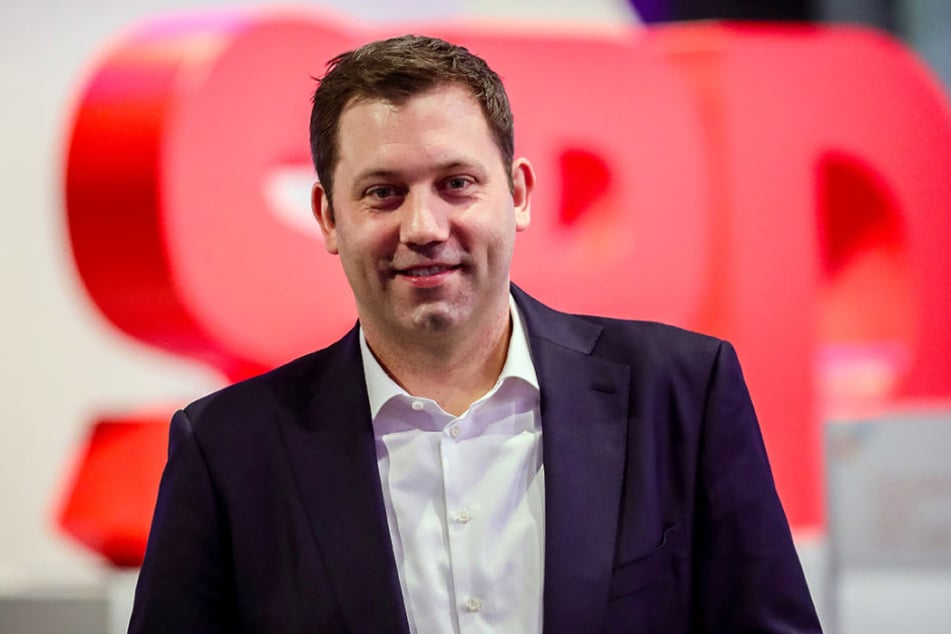 SPD-Generalsekretär Lars Klingbeil (39) freut sich über die Eintrittswelle bei seiner Partei.