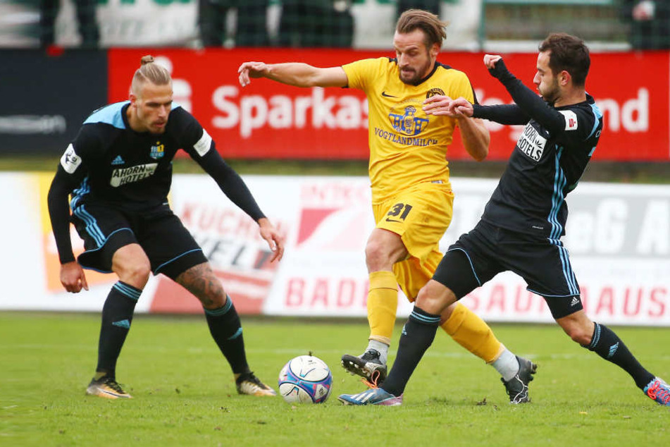 Maurice Trapp (Chemnitz, v. li.), Marcel
Schlosser (31, Auerbach) und Okan Aydin (Chemnitz).