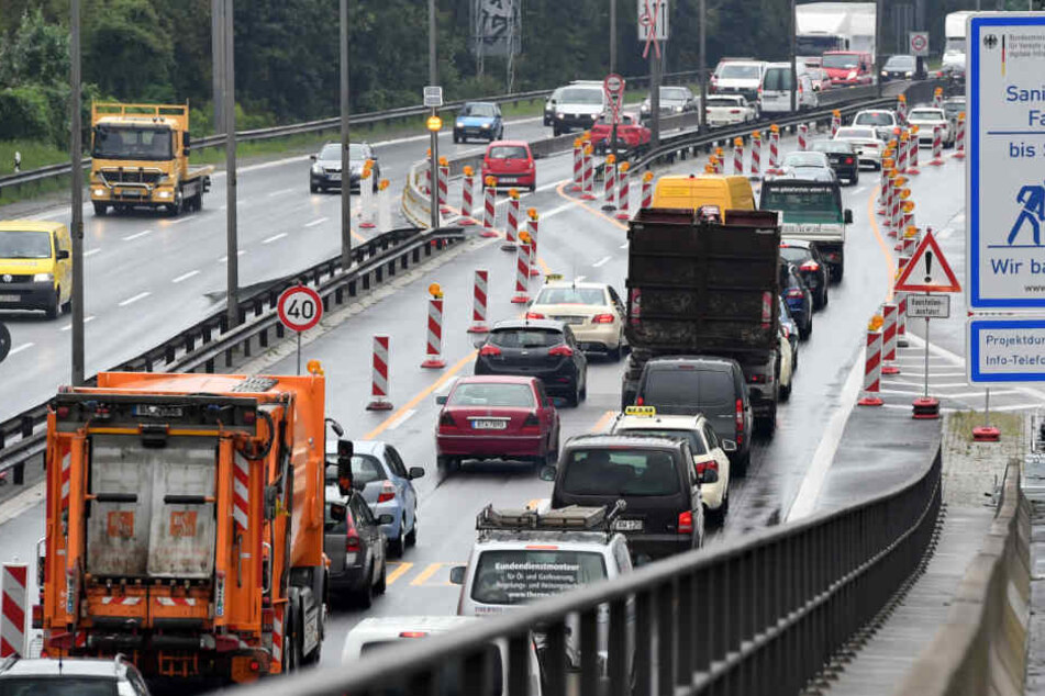 Auf der A2 kann es in den nächsten Tagen zu Verzögerungen kommen. (Symbolbild)