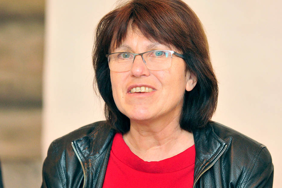 OB Pia Findeiß (61, SPD) lässt den Antrag für das Sozialticket jetzt im Finanz-Ausschuss prüfen.