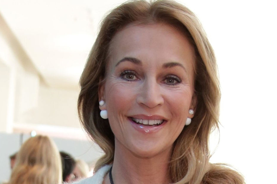 Caroline Beil (51). Die Promi-Doku "6 Mütter" läuft ab dem 5. Dezember jeweils dienstags ab 20.15 Uhr in drei Doppelfolgen.
