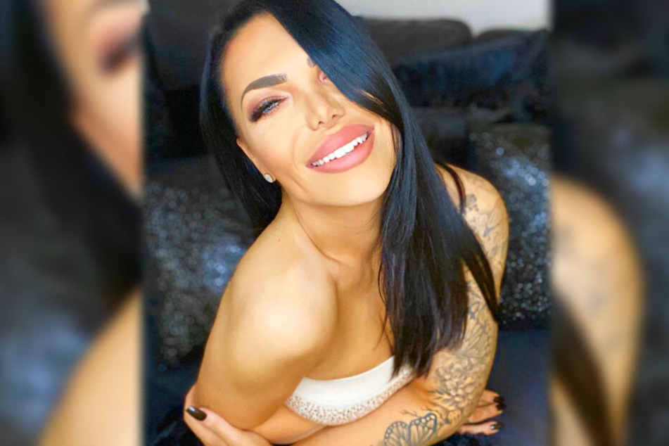 Es lässt sich nicht leugnen: Mademoiselle Nicolette ist eine attraktive Frau.