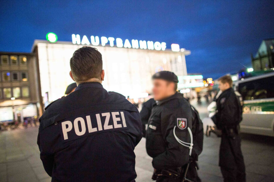 Am Montagabend stellte sich der 65-Jährige am Hauptbahnhof der Polizei (Symbolbild).