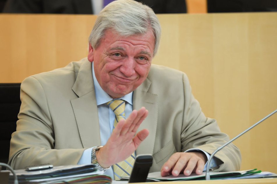 Bouffier bezeichnet es als "großartige Leistung" wie die Einsatzkräfte gearbeitet haben.