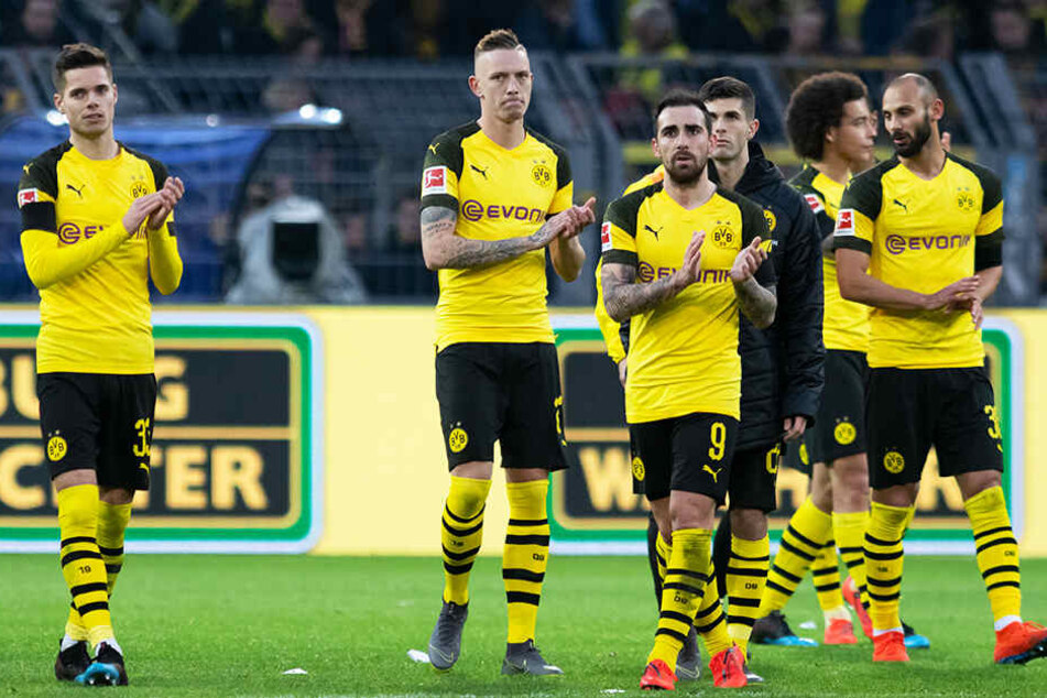 Fassungslose Gesichter bei den Spielern: Sie gaben gegen die TSG 1899 Hoffenheim eine sichere 3:0-Führung noch aus den Händen.