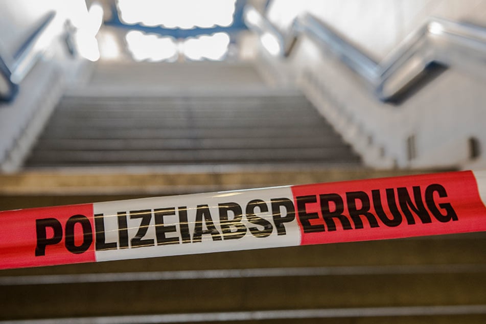 Am Montagmorgen waren auf Bahnanlagen in mehreren Bundesländern Brandanschläge verübt worden. Die Bundespolizei schließt eine politisch motivierten Hintergrund nicht aus.