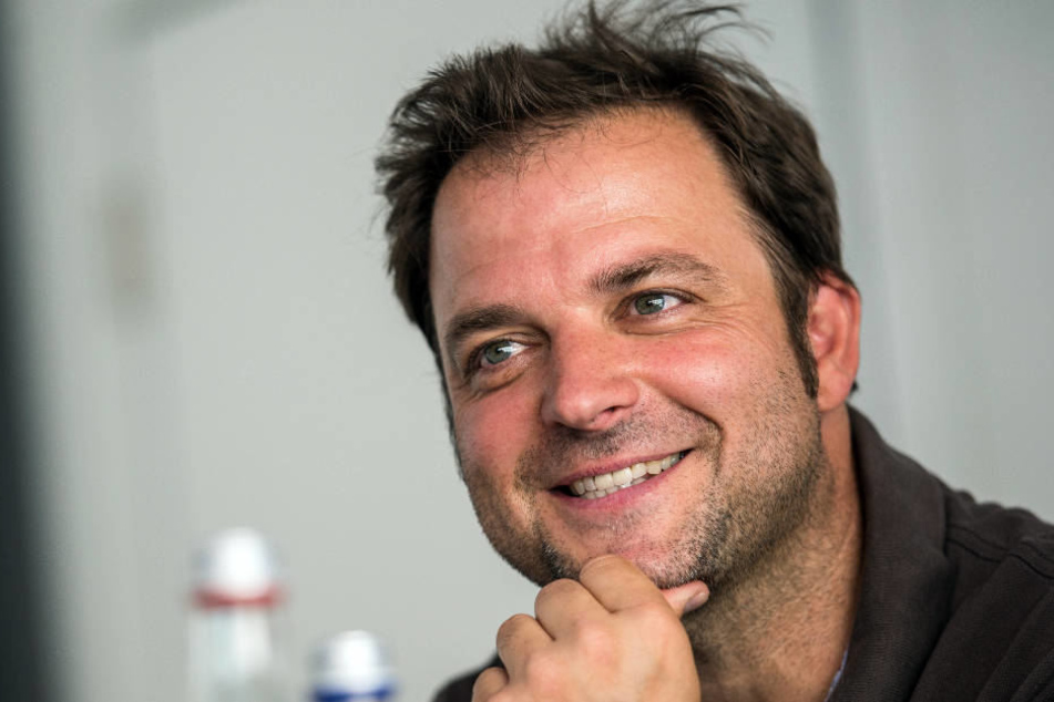 Martin Rütter ist nach überstandener OP schon wieder bester Dinge.