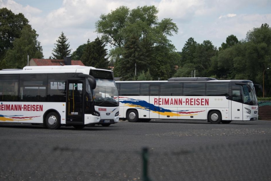 Am Dienstag wurden der Firmensitz des Busunternehmens in Löbau durchsucht.