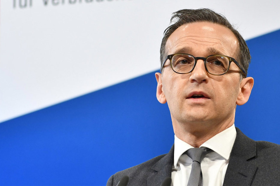 Heiko Maas (50, SPD) will mittels einer Gesetzesänderung der NPD die Gelder streichen.