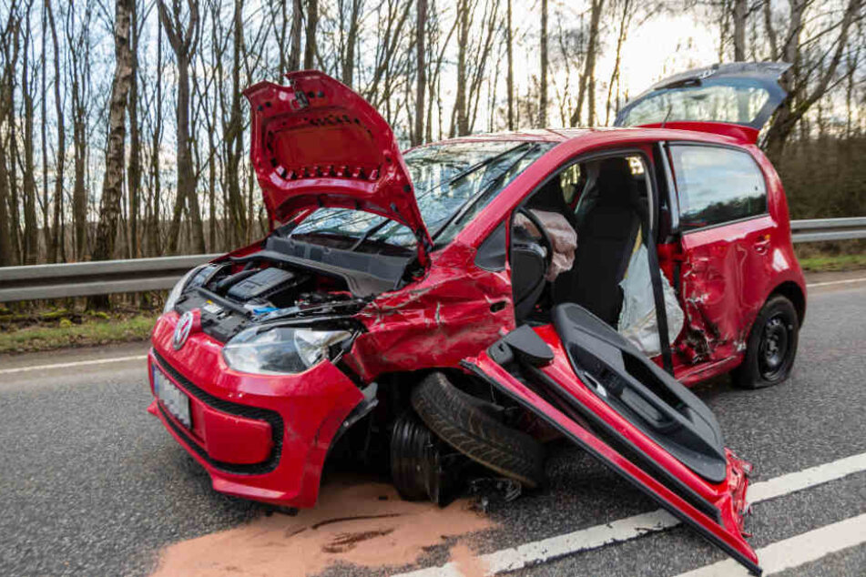 Der 18-Jährige geriet auf die Gegenfahrbahn.