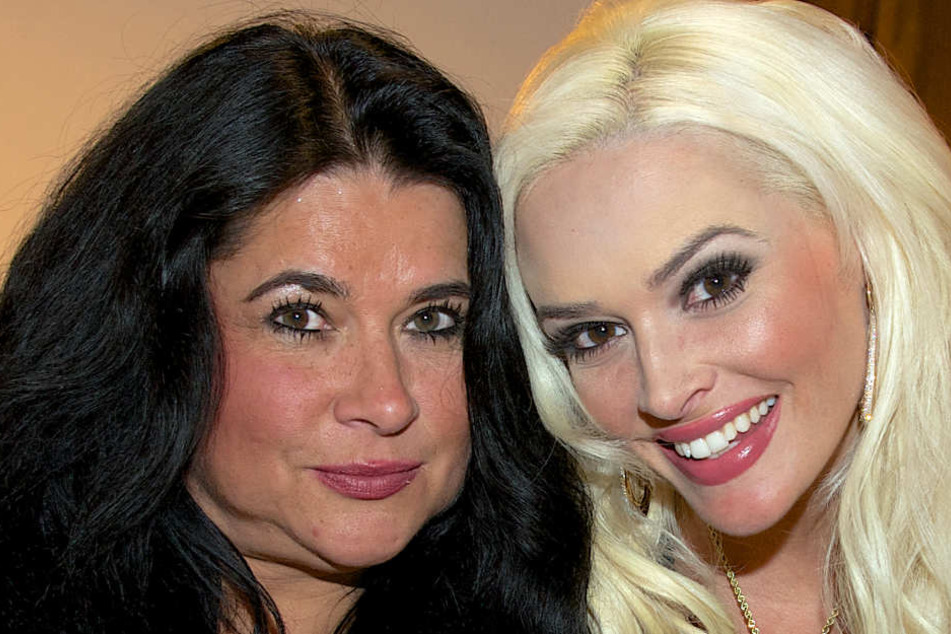 Iris Klein (l.) mit ihrer Tochter Daniela Katzenberger (r.): Die beiden feierten zusammen Weihnachten. (Symbolbild)